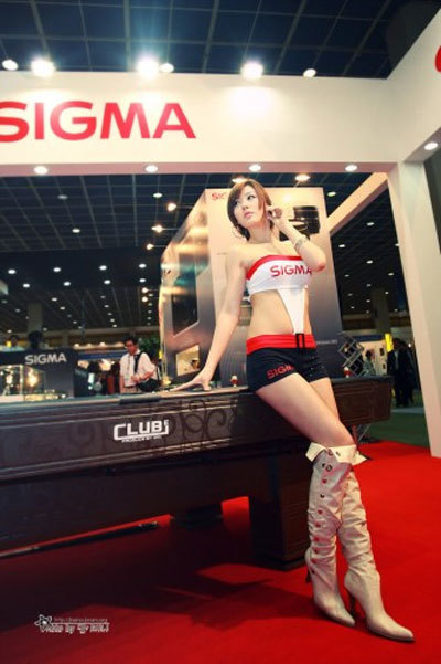 20110623141438_Sexy-Korean-girl-in-Seoul-Car-Show-Hwang-Mi-Hee-landnet.vn-carvehicle16.jpg