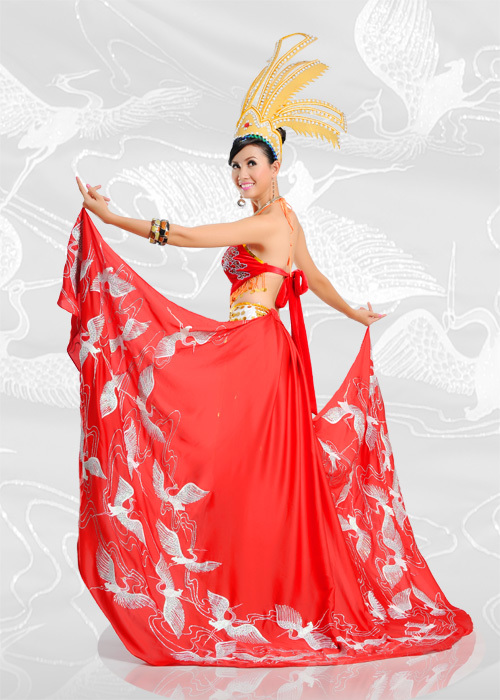 Phan Thi Mo with Ao Dai Au Co - Miss Asia USA