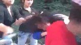 Đã xác định được 3 nữ sinh đánh bạn đến bất tỉnh
