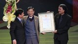 Còn đó một tình yêu nước nồng nàn!