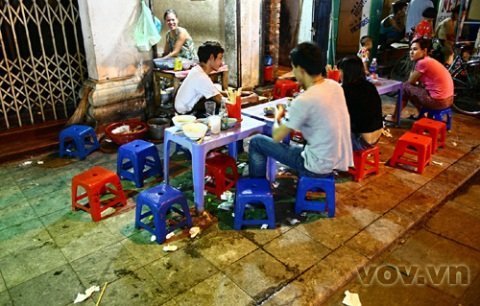 http://imgs.vietnamnet.vn/Images/2012/05/04/16/20120504162952_20.jpg