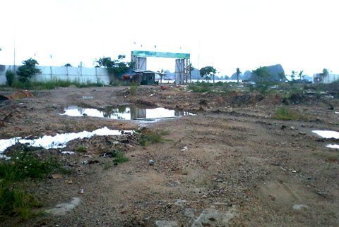 http://imgs.vietnamnet.vn/Images/2012/07/27/17/20120727172459_the-bay-view.jpg