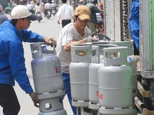 http://imgs.vietnamnet.vn/Images/2012/09/05/15/20120905155349_gas-tang2.jpg