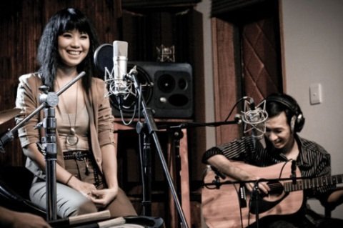DVD Acoustic (2011) của nhạc sĩ Lê Thanh Tâm và ca sĩ Hải Yến 