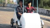 SV Việt chế ôtô chạy năng lượng mặt trời