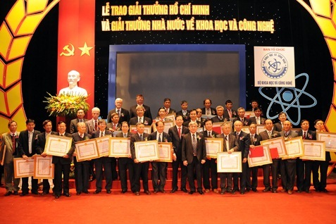 giải thưởng, Hồ Chí Minh, Khoa học công nghệ, tiền thưởng