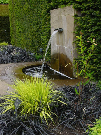 Độc đáo muôn kiểu đài phun nước cho sân vườn