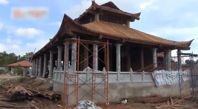 VietNamNet, danh hài Hoài Linh, giàu có và quyền lực