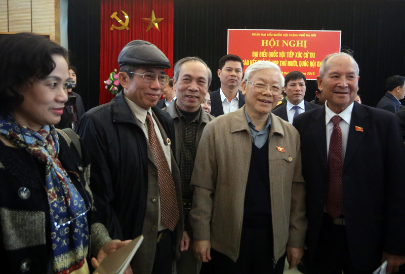 Tổng bí thư Nguyễn Phú Trọng, tiếp xúc cử tri, nhân sự ĐH Đảng, tham nhũng, đại hội Đảng 12