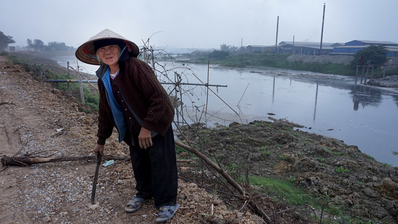Sông Ngũ Huyện Khê, Phong Khê, làng nghề sản xuất giấy, bức tử, cận cảnh