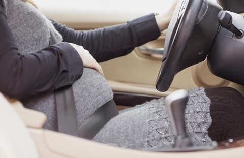 20160113092856 lai xe Lời khuyên từ các chuyên gia để trở thành người lái xe an toàn, kể cả việc tự lái xe trong thời kỳ bầu bì