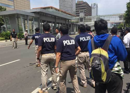 Indonesia, Jakarta, nổ bom, đấu súng, cảnh sát, Starbucks, trung tâm mua sắm