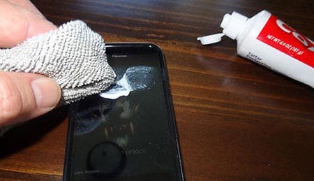 Mẹo khắc phục nhanh khi smartphone bị rơi, vỡ