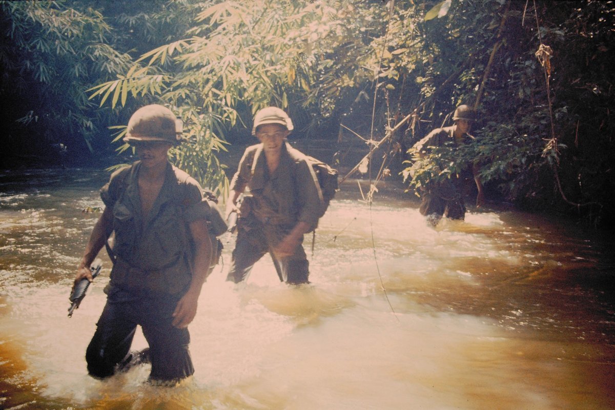 13 ảnh màu hiếm về chiến tranh Việt Nam