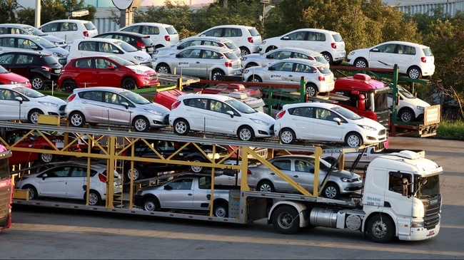 Ô tô, ô tô nhập khẩu, ô tô giảm giá, thuế tiêu thụ đặc biệt, xe cỡ nhỏ, ô tô nhập khẩu tăng giá, Luật thuế tiệu thụ đặc biệt