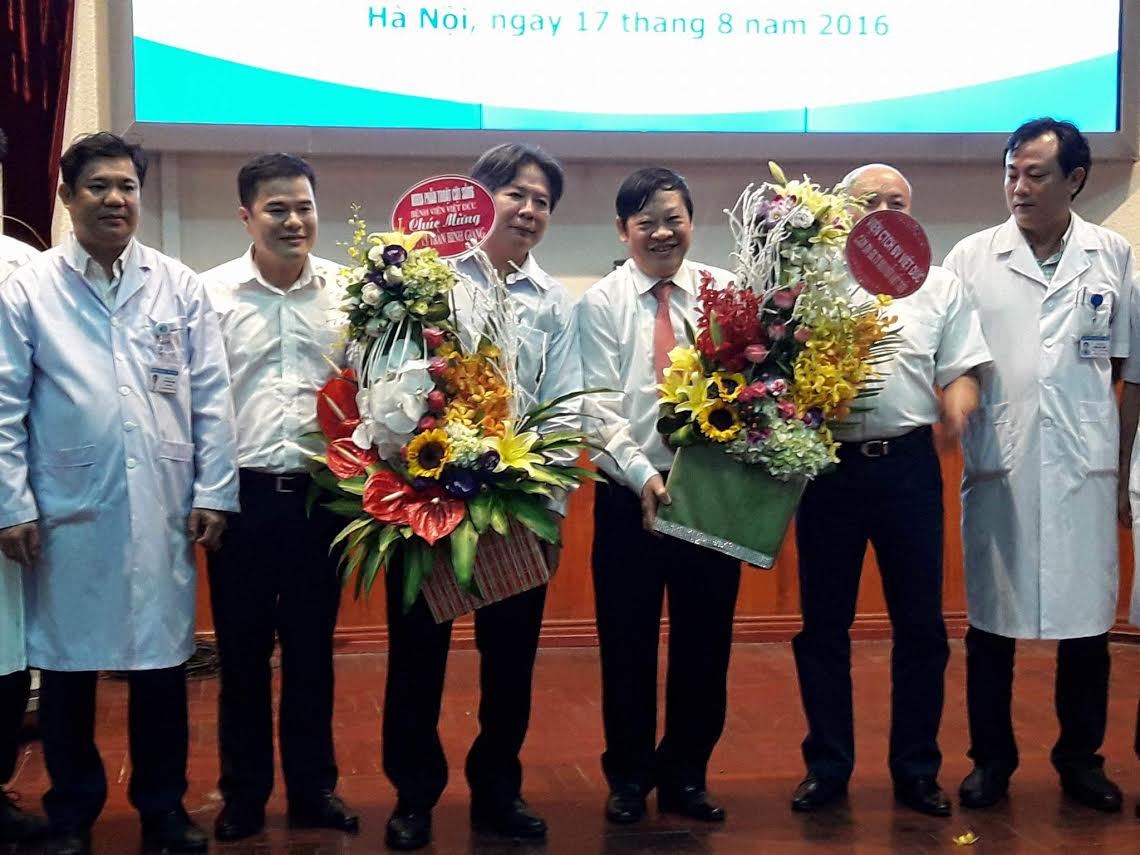 bệnh viện Việt Đức, giám đốc bệnh viện Việt Đức, Thứ trưởng y tế Nguyễn Viết Tiến, GSTS Trần Bình Giang,