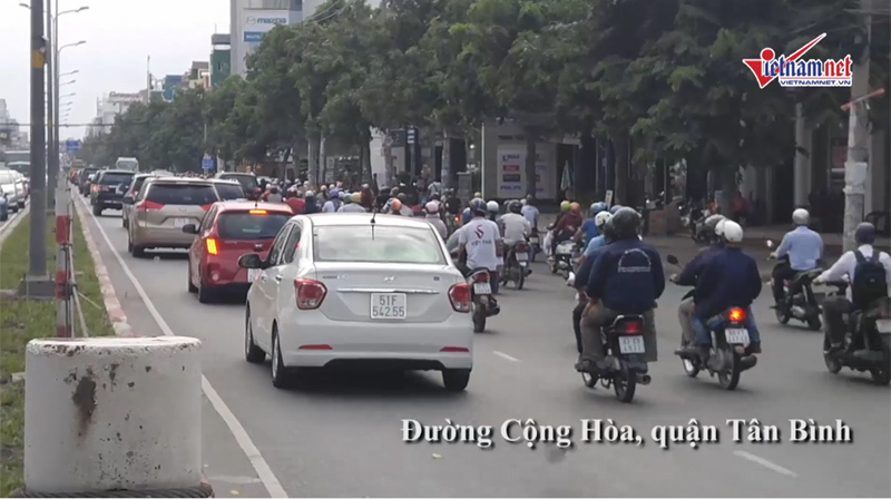 Lạ kỳ giao thông Hà Nội, thua đứt Sài Gòn