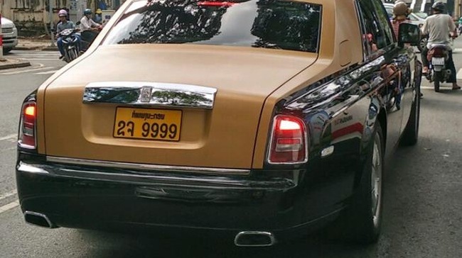 Rolls-Royce Phantom Series II màu độc, biển 'tứ quý' trên phố Sài thành