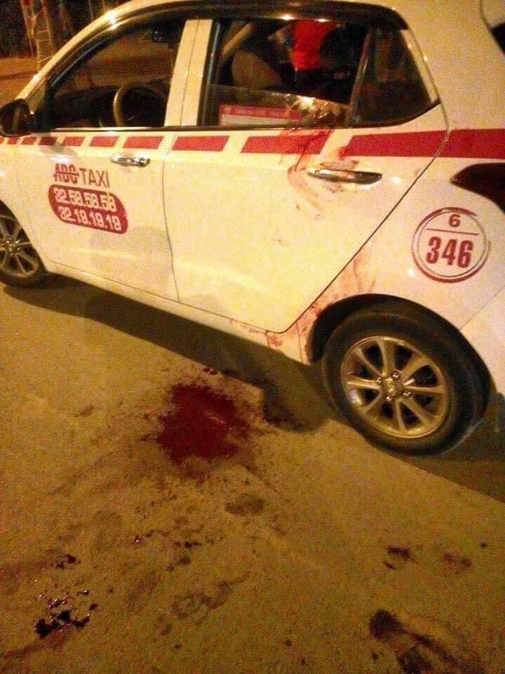 cướp taxi, cướp ở Hà Nội, đâm thủng cổ tài xế taxi