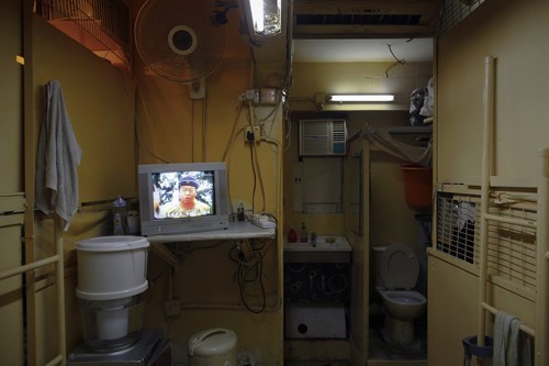 Bí mật trong những căn nhà nhỏ hơn WC trên khắp thế giới (P2)
