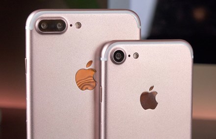 Apple: 'Đừng để iPhone 7 sát đầu khi gọi điện thoại'