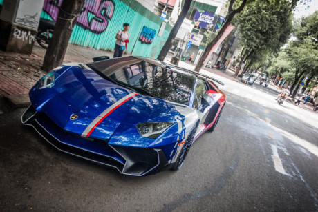 Minh Nhựa, Lamborghini Aventador SV,  siêu xe Aventador SV