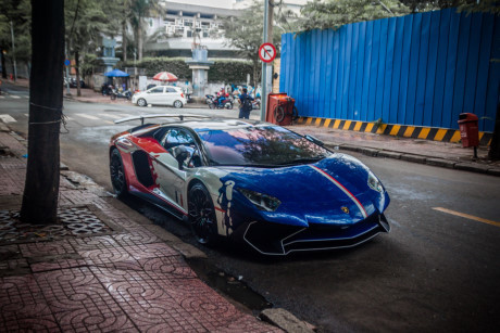 Minh Nhựa, Lamborghini Aventador SV,  siêu xe Aventador SV