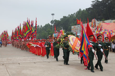 Giỗ tổ Hùng Vương 2013, đền Hùng 2013, dâng hương