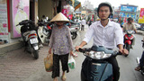 An toàn cho người đi bộ... dưới lòng đường
