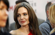 Angelina Jolie lên kế hoạch cắt bỏ buồng trứng