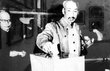 'Phải có Hiến pháp dân chủ'