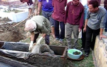 Bí mật quanh di cốt trùm giang hồ Khánh 'trắng'