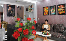 Nhà hẻm lòe loẹt của Nguyễn Phi Hùng