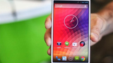 Vì sao Google bán Galaxy S4 siêu đắt?