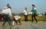 Thời sự trong ngày: Thiếu nữ chém bạn dã man