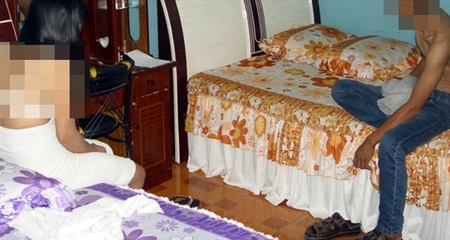 Triệu tập 40 người liên quan vụ bán dâm nam