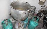 Bắt quả tang vụ nghi nấu cao hổ ở nhà giám đốc