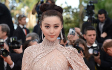 Phạm Băng Băng biến Cannes thành sàn diễn thời trang