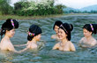 Suối ngược dòng ở miền gái đẹp