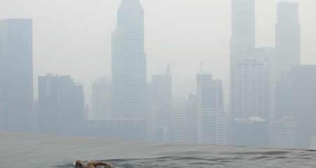 Singapore, Malaysia 'chết ngạt' vì khói từ Indonesia