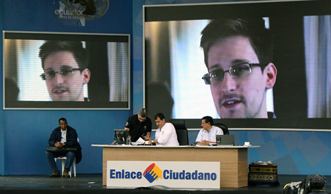 Edward Snowden, PRISM, nghe lén, gián điệp, tị nạn chính trị,
