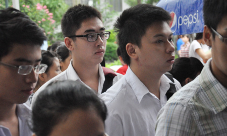 sinh vi&ecirc;n, t&igrave;nh nguyện, tiếp sức m&ugrave;a thi, đại học