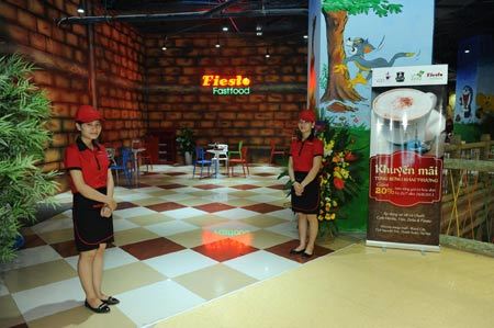 siêu TTTM, trong lòng đất, lớn nhất châu Á, Vincom, Mega Mall, Royal City, công viên nước trong nhà, sân trượt băng