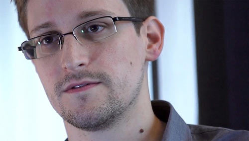 Edward Snowden, Nga, Mỹ, tị nạn, truy nã, dẫn độ