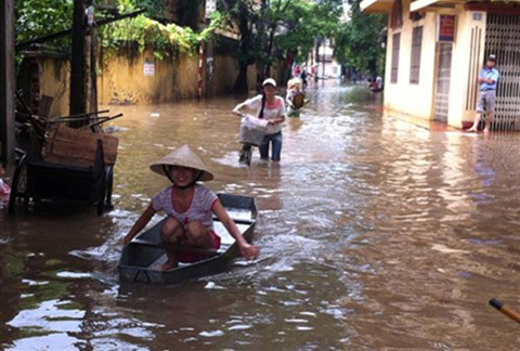 Hà Nội, ngập lụt, hài hước, dịch vụ, đường phố, thành sông