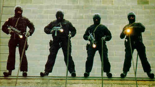 Quân sự - Vén bí ẩn đội chuyên giải cứu con tin của FBI (Hình 2).