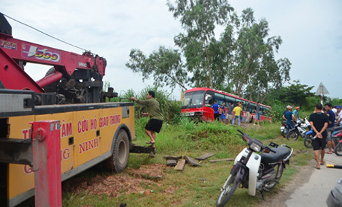 xe khách, 20 mét , Quảng Ninh