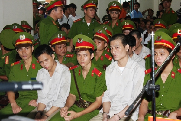 quan tài diễu phố, Vĩnh Phúc; giết người