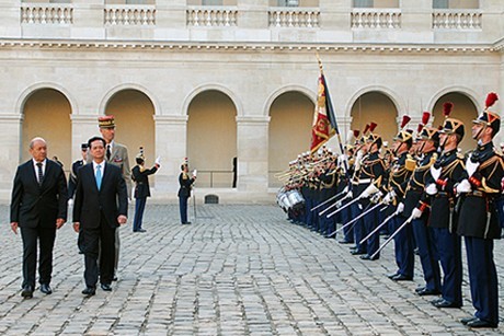 Thủ tướng, Nguyễn Tấn Dũng, Pháp, đối tác chiến lược