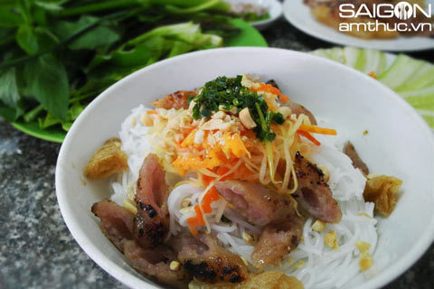 bún, bún khô, ẩm thực, Sài Gòn